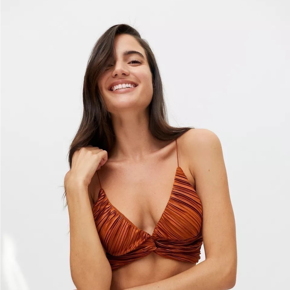 Urban Outfitters Samara Twist-Front Cropped Top